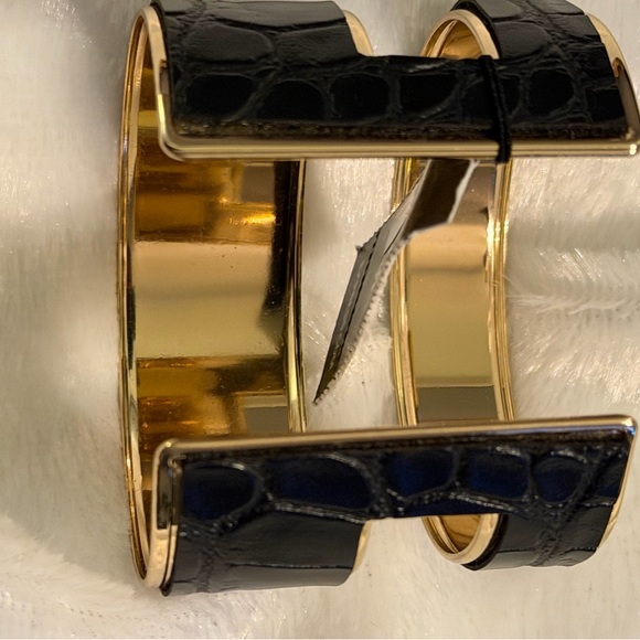 Express Black and Gold Women's Belt - Picture 3 of 3
